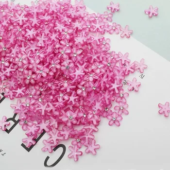 50 adet/grup Beş Petal Çiçek Tırnak Takılar Akrilik Kolye Takı Tırnak Sanat Aksesuarları İçin 3D Takılar 10mm Çiçek Taşlar Tırnak Çıkartmaları